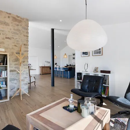 D'hotes A L'oree Des Bois