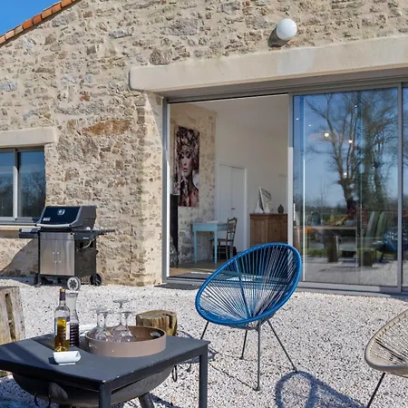 فندق مبيت وإفطار D'hotes A L'oree Des Bois